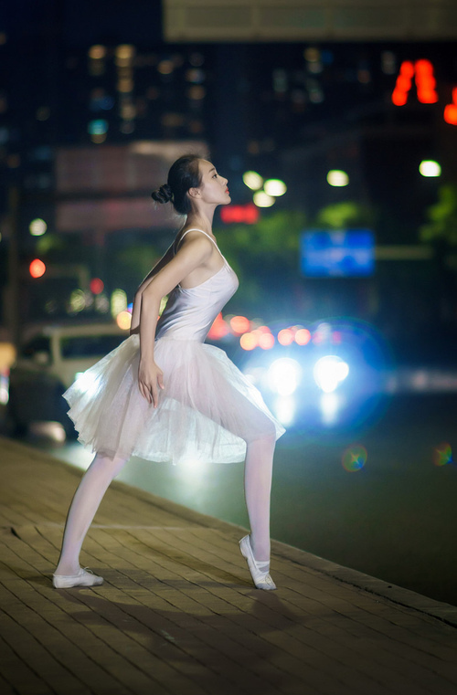 开云注册-“南非羚羊队的防线之王：埃尔斯·霍斯特的崛起”