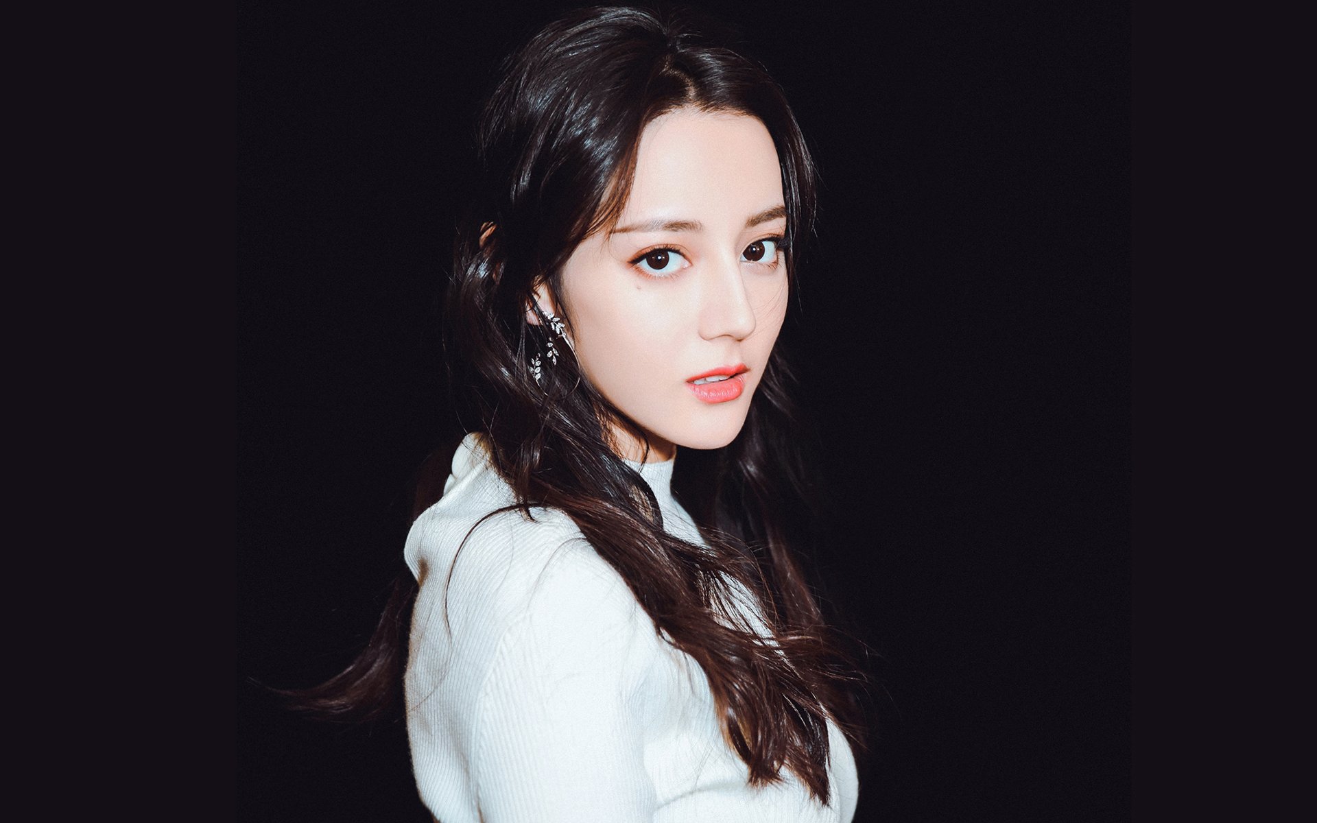 开云体育网页版入口-亚历克斯·格林伍德在橄榄球锦标赛中发挥出色，成为防守新星，亚历克斯-格林伍德